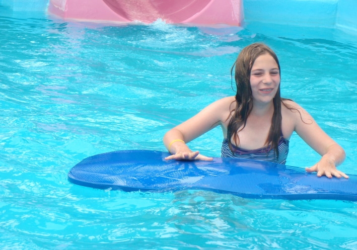 Village Camps International Summer Camp Ard&egrave;che, France 2019-07-26 https://www.villagecamps.com/journals_admin/images/298-10-July 25 00920110725.jpg